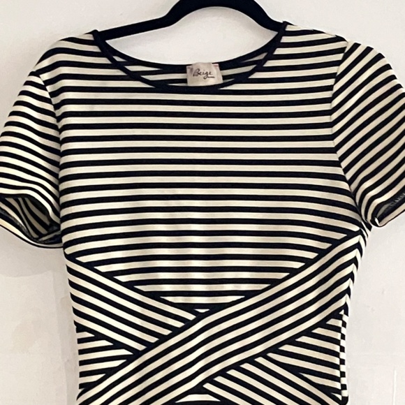 Black and white Y2K fit and flare - Picture 3 of 12